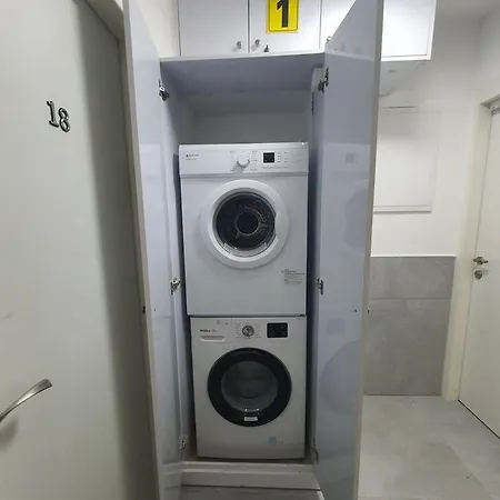 Ryo 20 דירה במלון בוטיק 2 דקות מטיילת בת ים Exterior photo