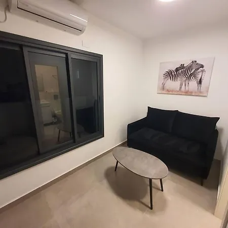 Ryo 20 דירה במלון בוטיק 2 דקות מטיילת בת ים Exterior photo